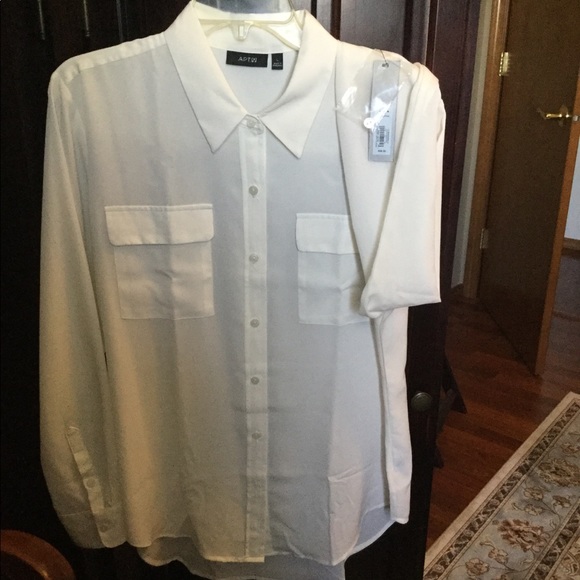 Apt. 9 Tops - Never Worn “APT 9” Blouse Ivory Color